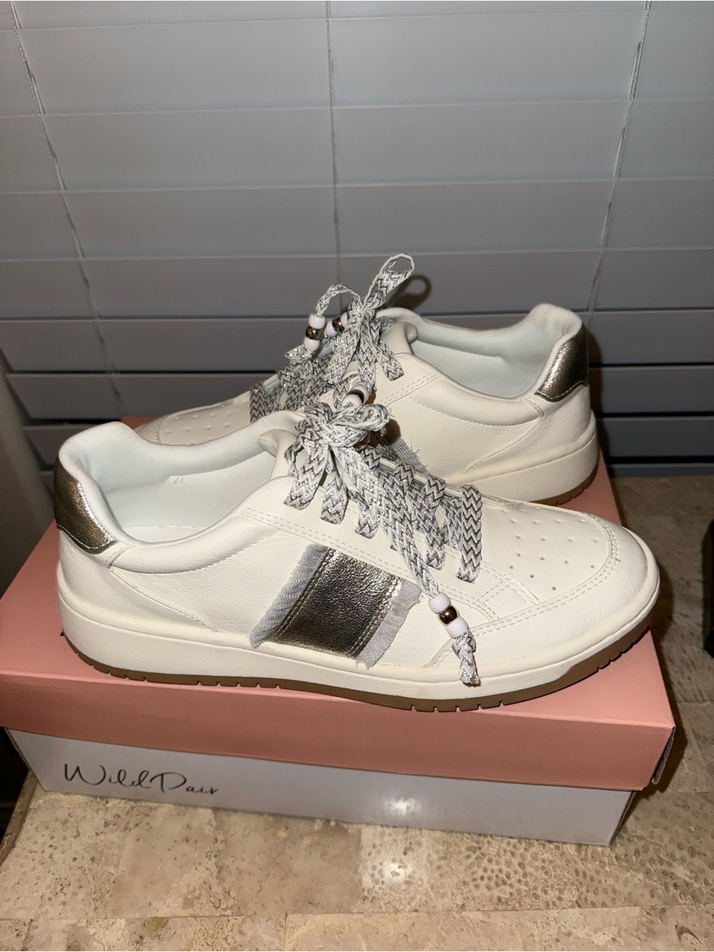 Women's White Sneakers with Silver Accent - Wild Pair size 8 1/2